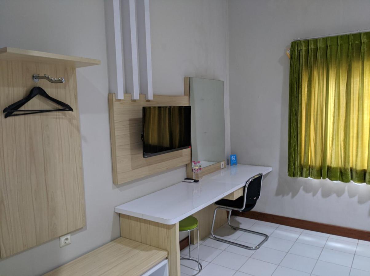 מלון Surakarta  Twin Star מראה חיצוני תמונה