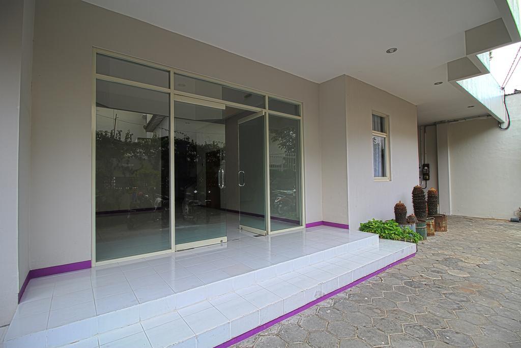 מלון Surakarta  Twin Star מראה חיצוני תמונה